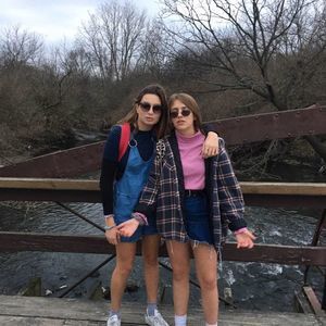 Meet your Posher, Julia